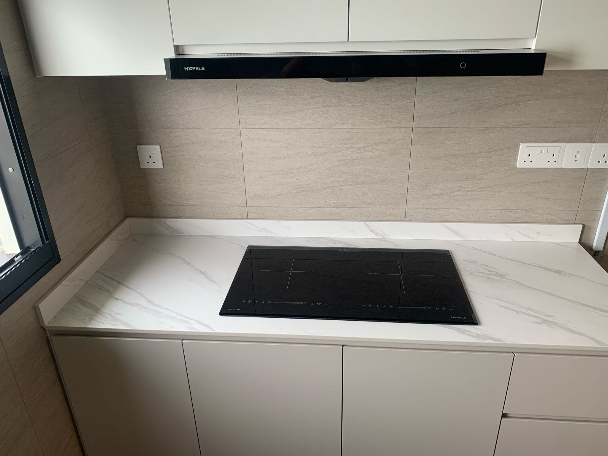 HDB kitchen renovation - quartz top 2